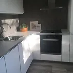 Apartment Ihastuttava Yksioe Loistopaikalla *